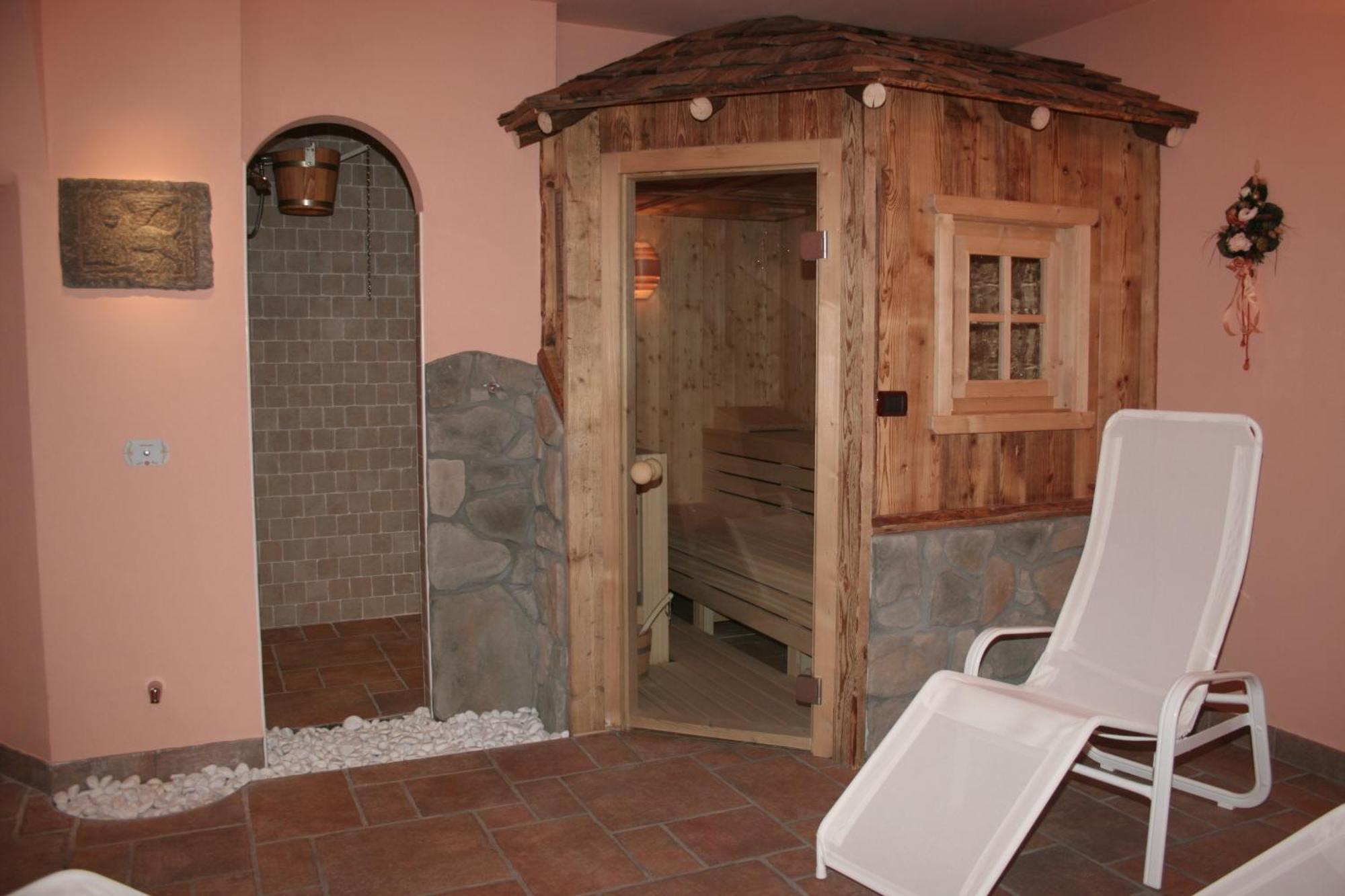Dolomiti Hotel 2*