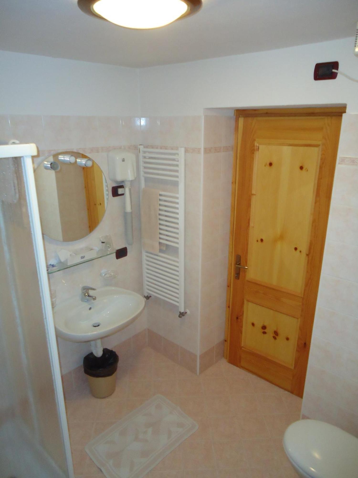 Hotel Dolomiti 2*