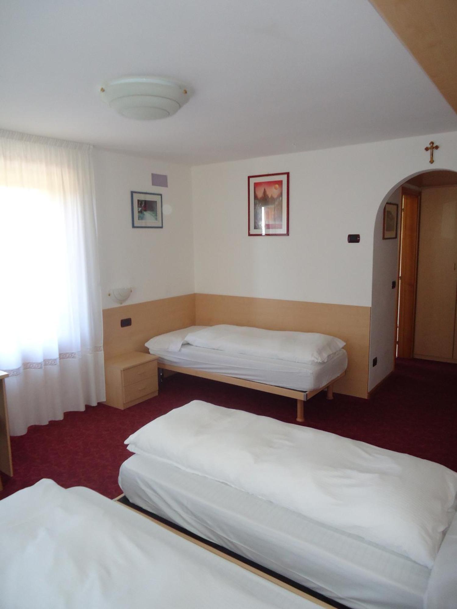 Dolomiti Hotel 2*